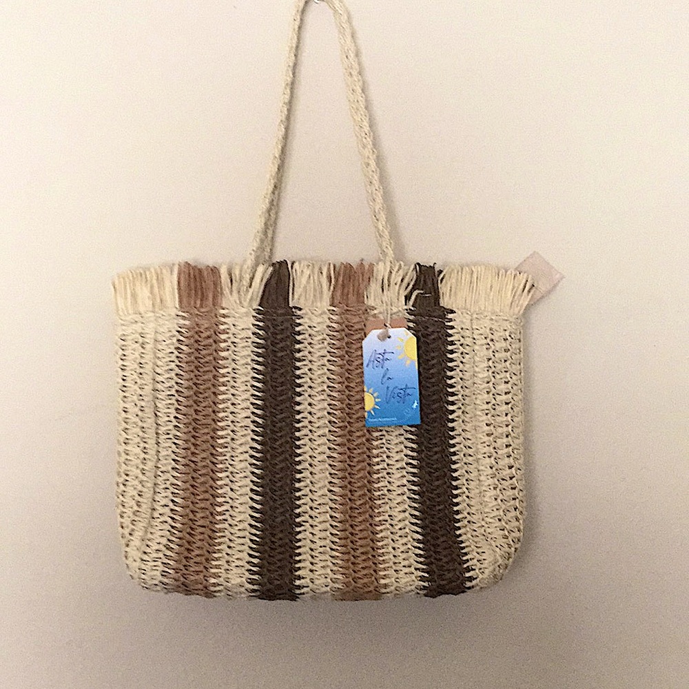 HAND BAG